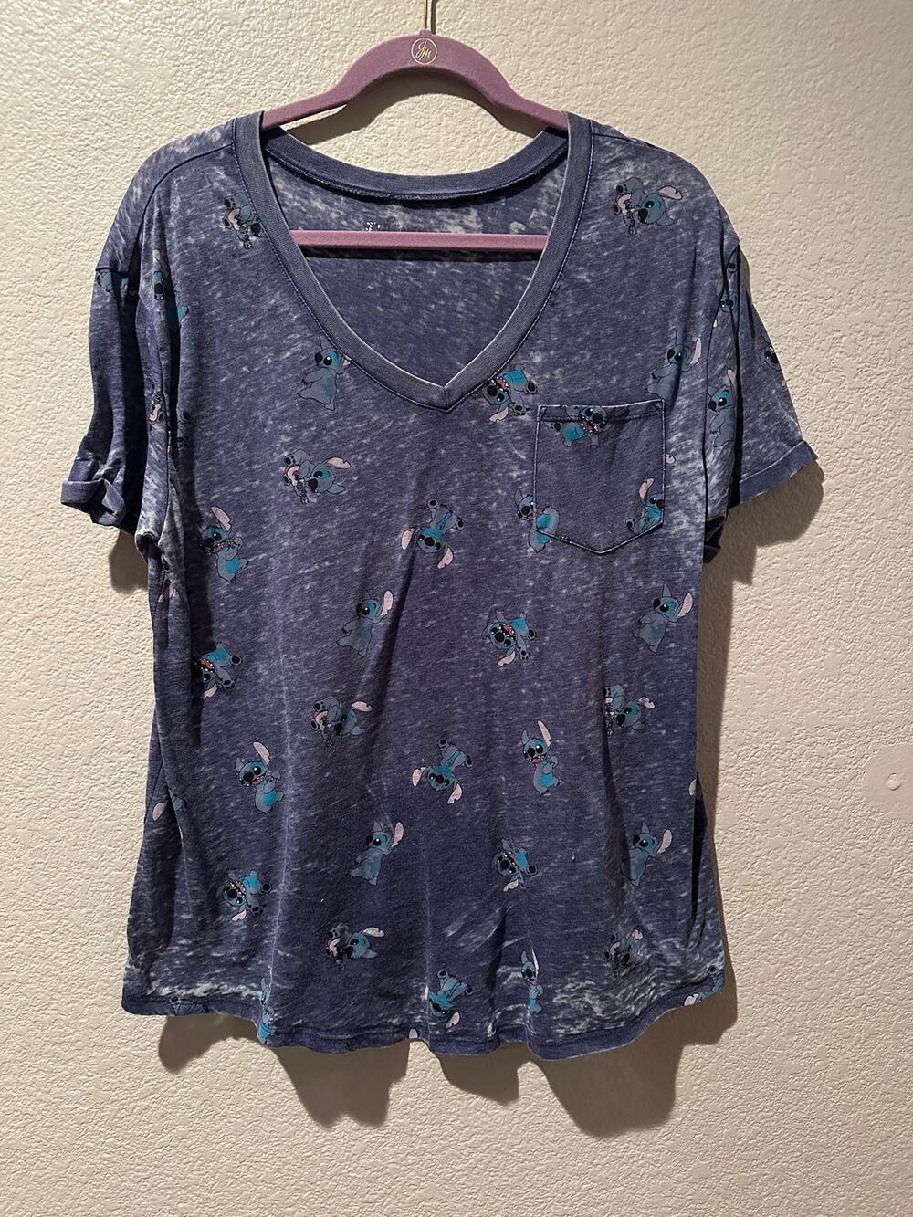 Disney Lilo & Stitch Experiment 626 Burnout Distressed V-neck Tee Sz L